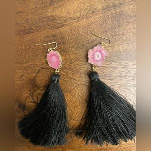 Earrings black and pink stone